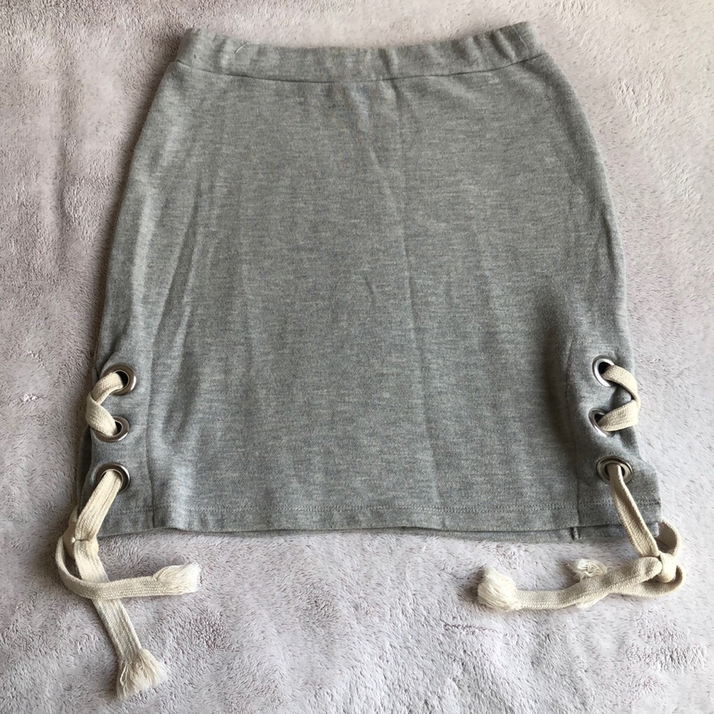 Gray sweatshirt material skirt